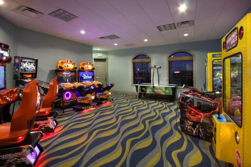 Close To Disney & Other Theme Parks,Private Heated Poolspa, Bbq & Game Rm Kissimmee Eksteriør billede